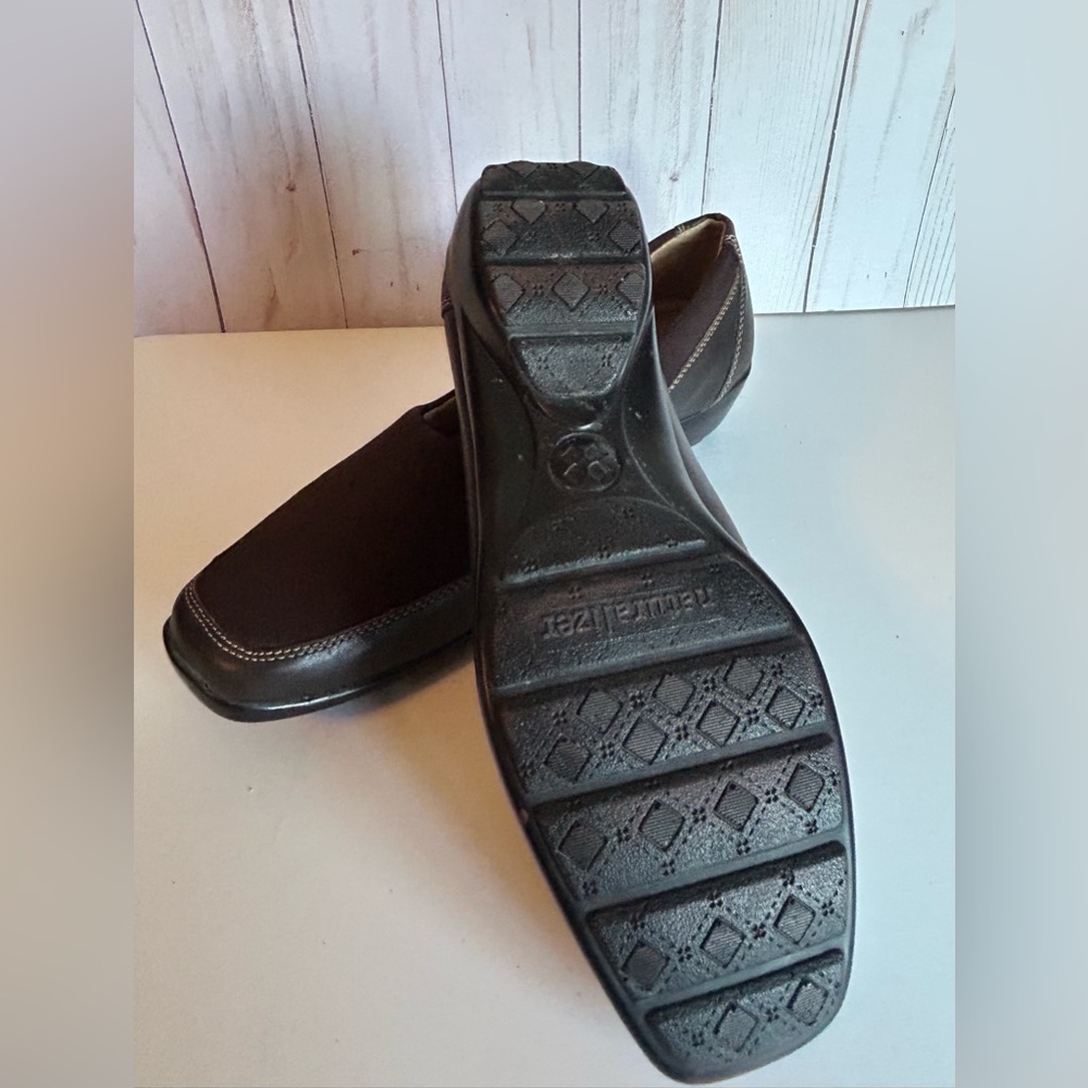 Naturalizer Slip-On Brown Comfort Loafers - Picture 4 of 10